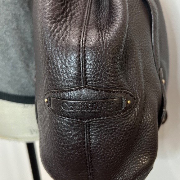 Cole Haan Dark Chocolate Brown Leather Top Handle Zip Closure - beautiful/roomy - Picture 4 of 16
